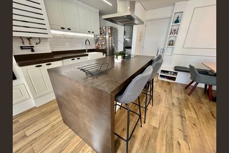Apartamento à venda com 75m², 3 quartos e 2 vagas Apartamento à venda com 75m², 3 quartos e 2 vagasCozinha - Armários