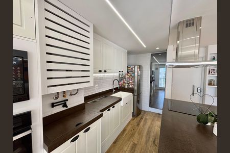 Apartamento à venda com 75m², 3 quartos e 2 vagas Apartamento à venda com 75m², 3 quartos e 2 vagasCozinha - Armários