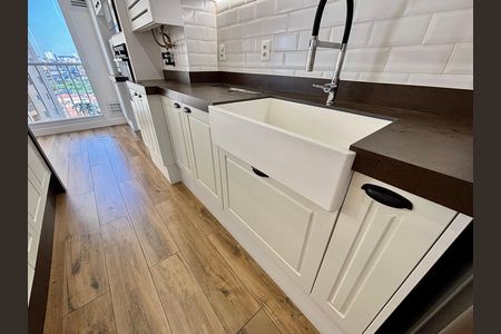 Apartamento à venda com 75m², 3 quartos e 2 vagas Apartamento à venda com 75m², 3 quartos e 2 vagasCozinha - Armários