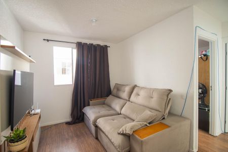 Sala de apartamento para alugar com 2 quartos, 40m² em Trindade, São Gonçalo