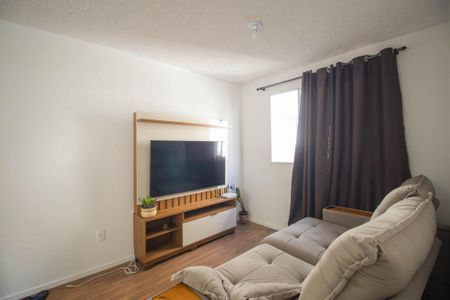 Sala de apartamento para alugar com 2 quartos, 40m² em Trindade, São Gonçalo