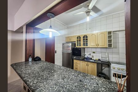 Apartamento para alugar com 100m², 2 quartos e 1 vaga Apartamento para alugar com 100m², 2 quartos e 1 vagaCozinha