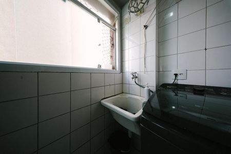 Apartamento à venda com 56m², 2 quartos e 1 vaga Apartamento à venda com 56m², 2 quartos e 1 vagaCozinha e Área de Serviço