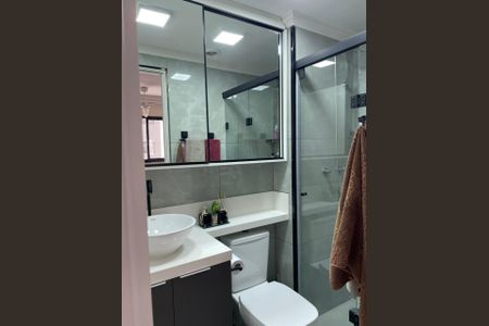 Banheiro de apartamento à venda com 2 quartos, 41m² em Jardim Concordia, Diadema