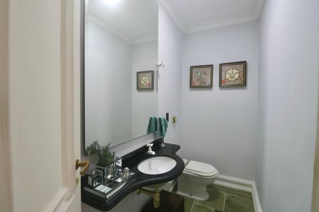 Apartamento para alugar com 450m², 4 quartos e 3 vagas Apartamento para alugar com 450m², 4 quartos e 3 vagasLavabo
