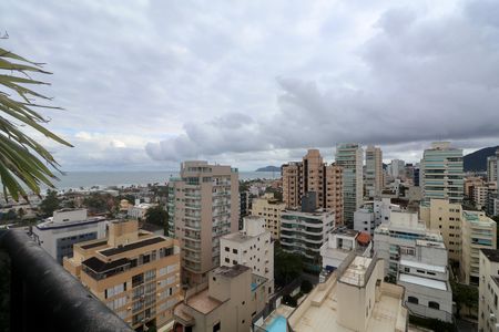 Apartamento para alugar com 450m², 4 quartos e 3 vagas Apartamento para alugar com 450m², 4 quartos e 3 vagasVista
