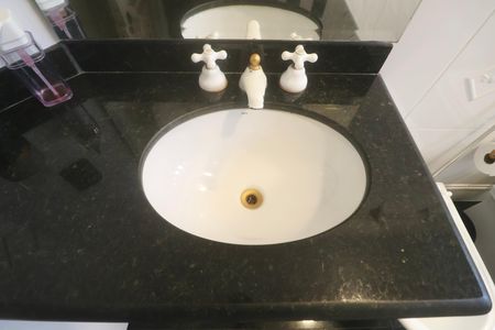 Apartamento para alugar com 450m², 4 quartos e 3 vagas Apartamento para alugar com 450m², 4 quartos e 3 vagasBanheiro Suíte 2
