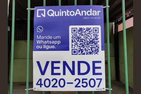 Casa à venda com 267m², 6 quartos e 3 vagas Casa à venda com 267m², 6 quartos e 3 vagasPlaca