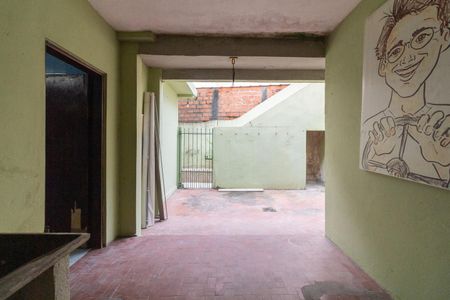 Casa à venda com 267m², 6 quartos e 3 vagas Casa à venda com 267m², 6 quartos e 3 vagasÁrea de Serviço - Casa 1