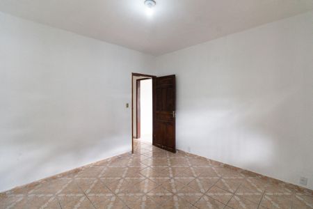 Casa à venda com 267m², 6 quartos e 3 vagas Casa à venda com 267m², 6 quartos e 3 vagasQuarto 1 - Casa 1