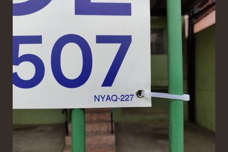 Casa à venda com 267m², 6 quartos e 3 vagas Casa à venda com 267m², 6 quartos e 3 vagasPlaca