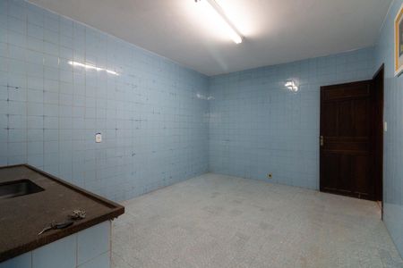 Casa à venda com 267m², 6 quartos e 3 vagas Casa à venda com 267m², 6 quartos e 3 vagasCozinha - Casa 1