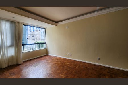 Apartamento para alugar com 155m², 3 quartos e 1 vaga Apartamento para alugar com 155m², 3 quartos e 1 vagaSala