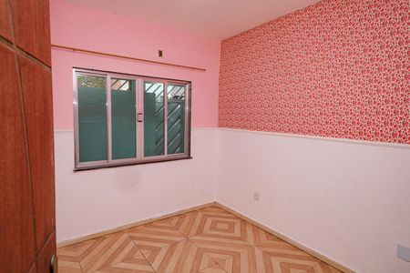 Quarto 1 de casa para alugar com 2 quartos, 100m² em Paciência, Rio de Janeiro