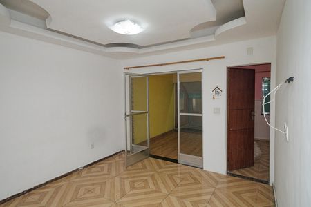 Casa para alugar com 100m², 2 quartos e 2 vagasSala