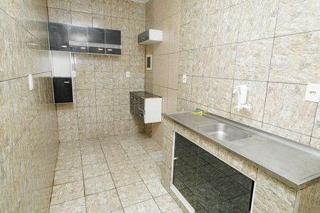 Casa para alugar com 100m², 2 quartos e 2 vagasCozinha