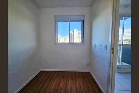 Apartamento para alugar com 37m², 2 quartos e sem vaga