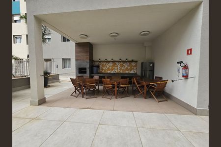 Apartamento para alugar com 37m², 2 quartos e sem vaga