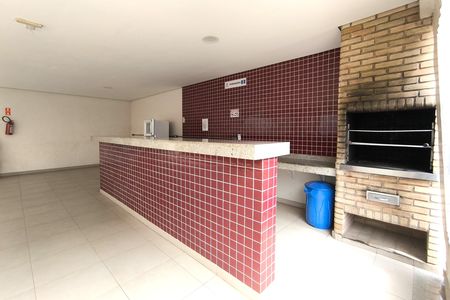 Apartamento para alugar com 44m², 2 quartos e 1 vagaÁrea comum - Churrasqueira