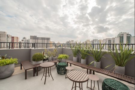 Apartamento à venda com 38m², 2 quartos e sem vagaÁrea comum - Churrasqueira