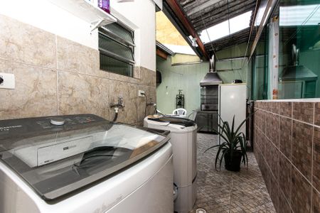 Área de Serviço de casa à venda com 3 quartos, 160m² em São Lucas, São Paulo