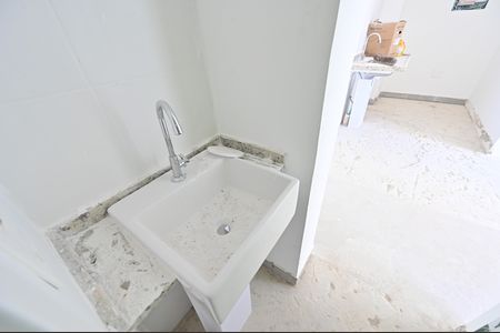 Apartamento à venda com 38m², 2 quartos e sem vagaBanheiro Social