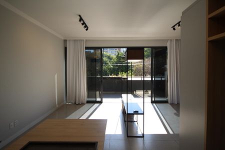 Sala/Quarto de apartamento para alugar com 0 quarto, 50m² em Petrópolis, Porto Alegre