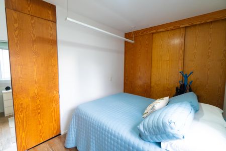 Suite de apartamento à venda com 1 quarto, 57m² em Jardim Prudência, São Paulo