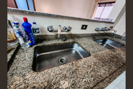 Apartamento para alugar com 91m², 2 quartos e 2 vagas Apartamento para alugar com 91m², 2 quartos e 2 vagasCozinha
