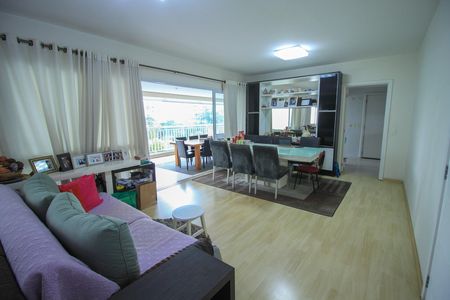 Apartamento à venda com 206m², 4 quartos e 3 vagas