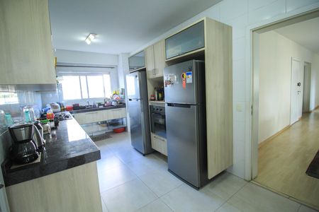 Apartamento à venda com 206m², 4 quartos e 3 vagas