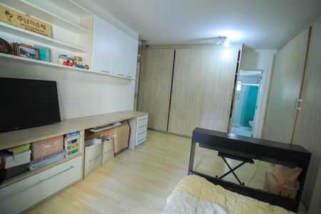 Apartamento à venda com 206m², 4 quartos e 3 vagas