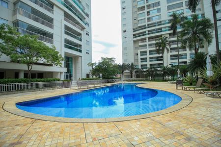 Apartamento à venda com 206m², 4 quartos e 3 vagas
