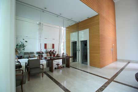 Apartamento à venda com 206m², 4 quartos e 3 vagas