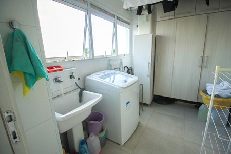Apartamento à venda com 206m², 4 quartos e 3 vagas