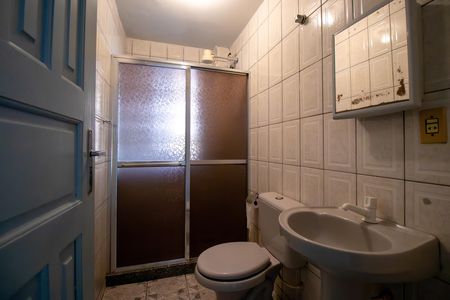 Casa para alugar com 50m², 1 quarto e 1 vaga Casa para alugar com 50m², 1 quarto e 1 vagaBanheiro