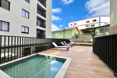 Apartamento para alugar com 27m², 1 quarto e sem vaga Apartamento para alugar com 27m², 1 quarto e sem vagaÁrea comum - Piscina