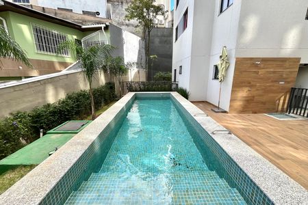 Apartamento para alugar com 27m², 1 quarto e sem vaga Apartamento para alugar com 27m², 1 quarto e sem vagaÁrea comum - Piscina