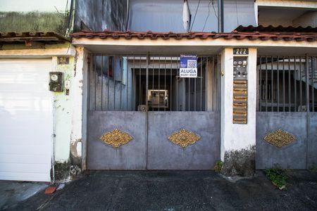 Casa para alugar com 50m², 1 quarto e 1 vaga Casa para alugar com 50m², 1 quarto e 1 vagaPlaca