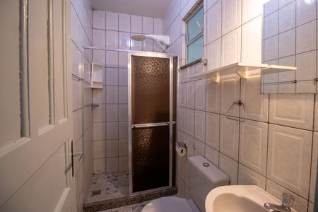 Casa para alugar com 50m², 1 quarto e 1 vaga Casa para alugar com 50m², 1 quarto e 1 vagaBanheiro da Suíte