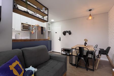 Sala de apartamento à venda com 2 quartos, 47m² em Vila Galvão, Guarulhos