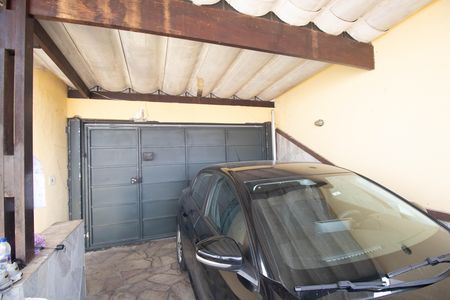 Casa à venda com 105m², 4 quartos e 1 vagaGaragem
