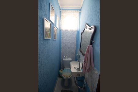 Casa à venda com 105m², 4 quartos e 1 vagaLavabo