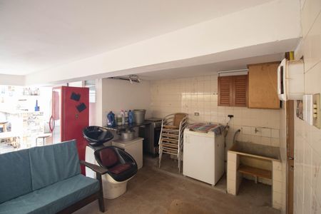 Casa à venda com 105m², 4 quartos e 1 vagaÁrea de Serviço