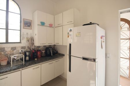 Casa à venda com 105m², 4 quartos e 1 vagaCozinha 
