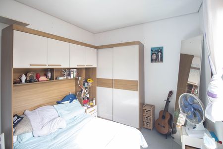 Casa à venda com 105m², 4 quartos e 1 vagaSuíte 
