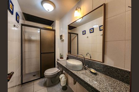 Banheiro Social de apartamento para alugar com 2 quartos, 86m² em São João, Jacareí