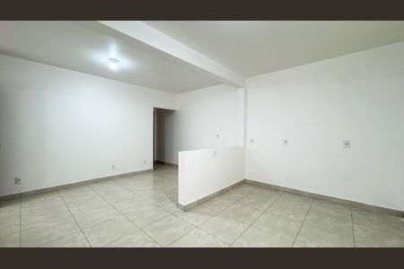 Casa para alugar com 50m², 1 quarto e sem vagaSala e Cozinha