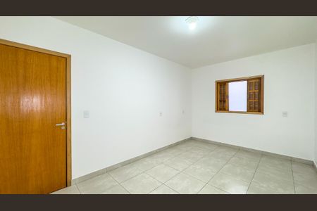 Quarto de casa para alugar com 1 quarto, 50m² em Jardim São Luís, São Paulo
