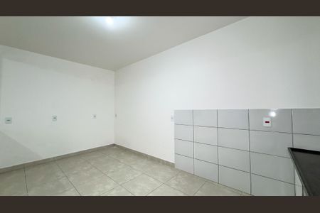 Sala e Cozinha de casa para alugar com 1 quarto, 50m² em Jardim São Luís, São Paulo